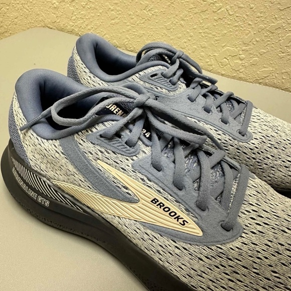 BROOKS Adrenaline 24 GTS Women’s Running Shoes Size 9 Small Wear Right Shoe - Picture 7 of 13